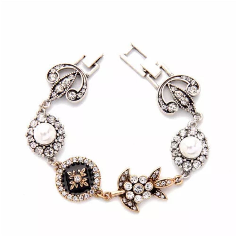 Cosmo Pearl Enamel Crystal Bracelet